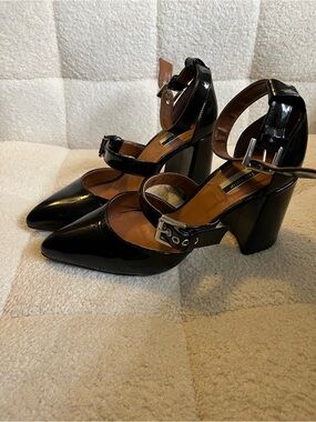 Topshop Black Patent size 38 (7.5)